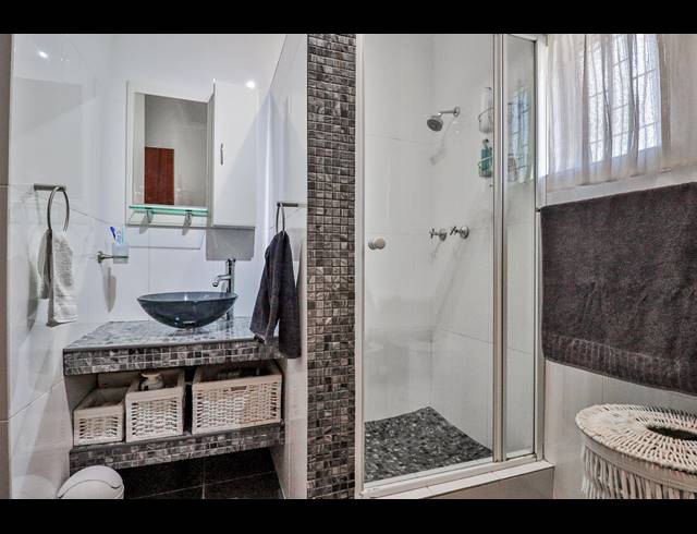 3 BEDROOM HOUSE SOLD IN IFAFI